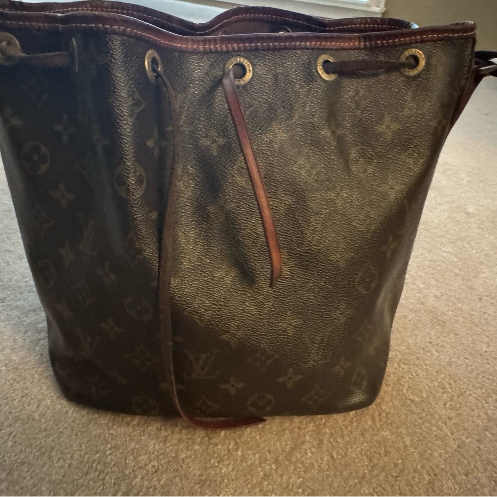 Louis Vuitton Monogram Brown Women’s  Drawstring Vintage Bag